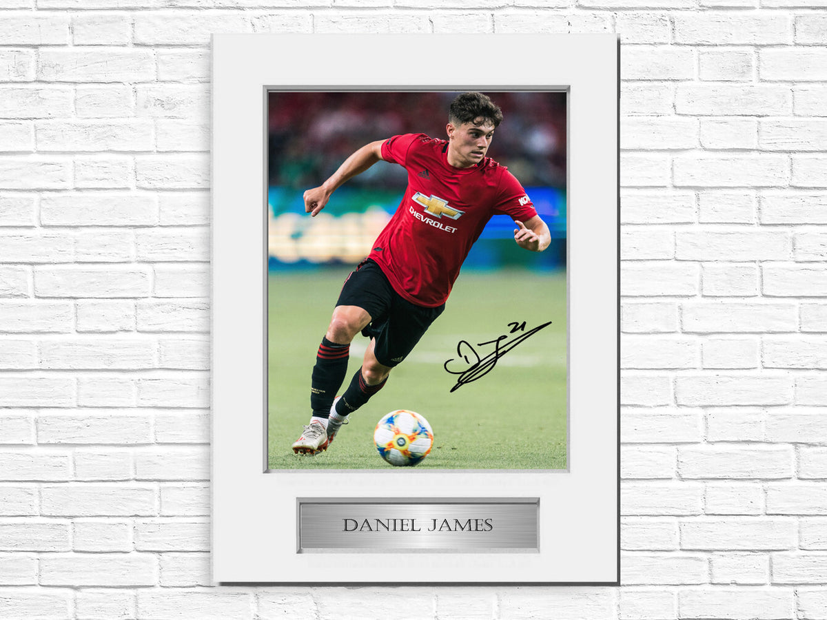 Daniel James Manchester United Player A4 Signed Photo Display Mount Gift