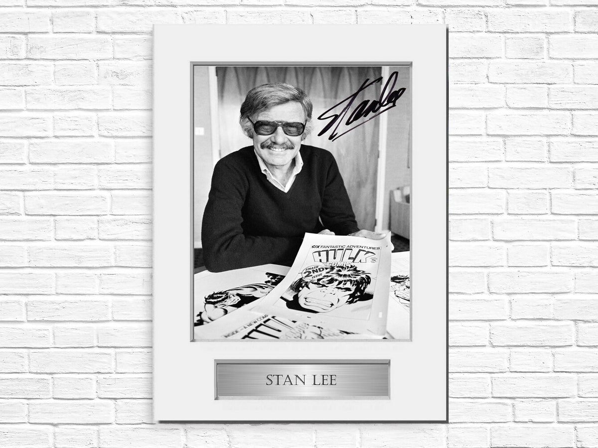 Stan Lee Signed Photo Display Mount A4