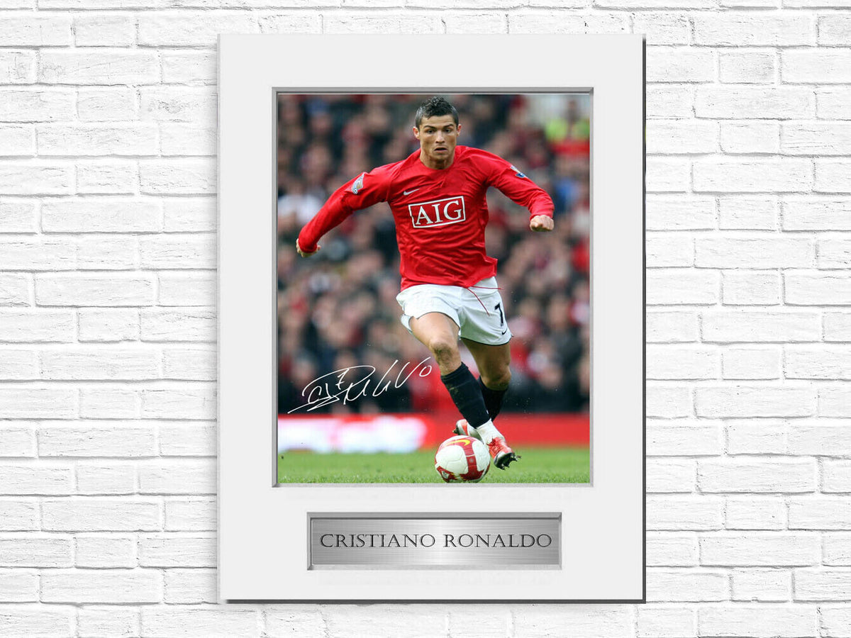 Cristiano Ronaldo Manchester United A4 Printed Signed Photo Display Mount Gift