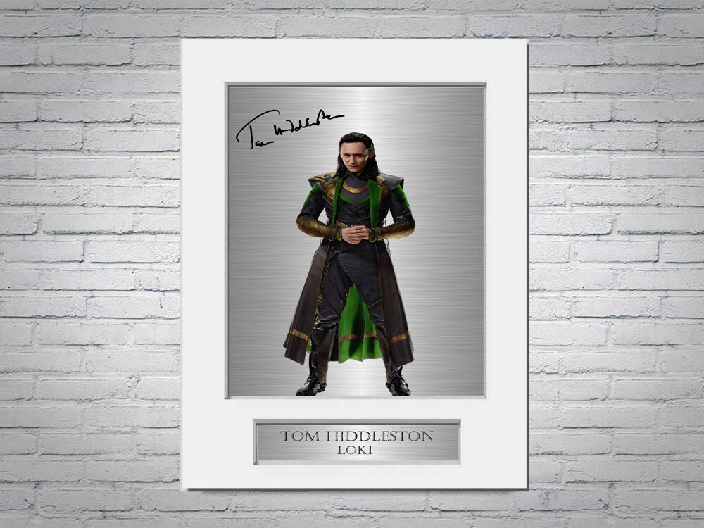 Tom Hiddleston Signed Photo Display Mount A4 Loki