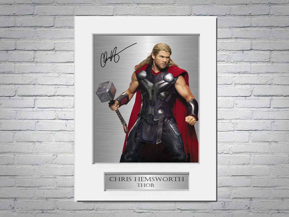 Chris Hemsworth Thor Signed Photo Display Mount A4