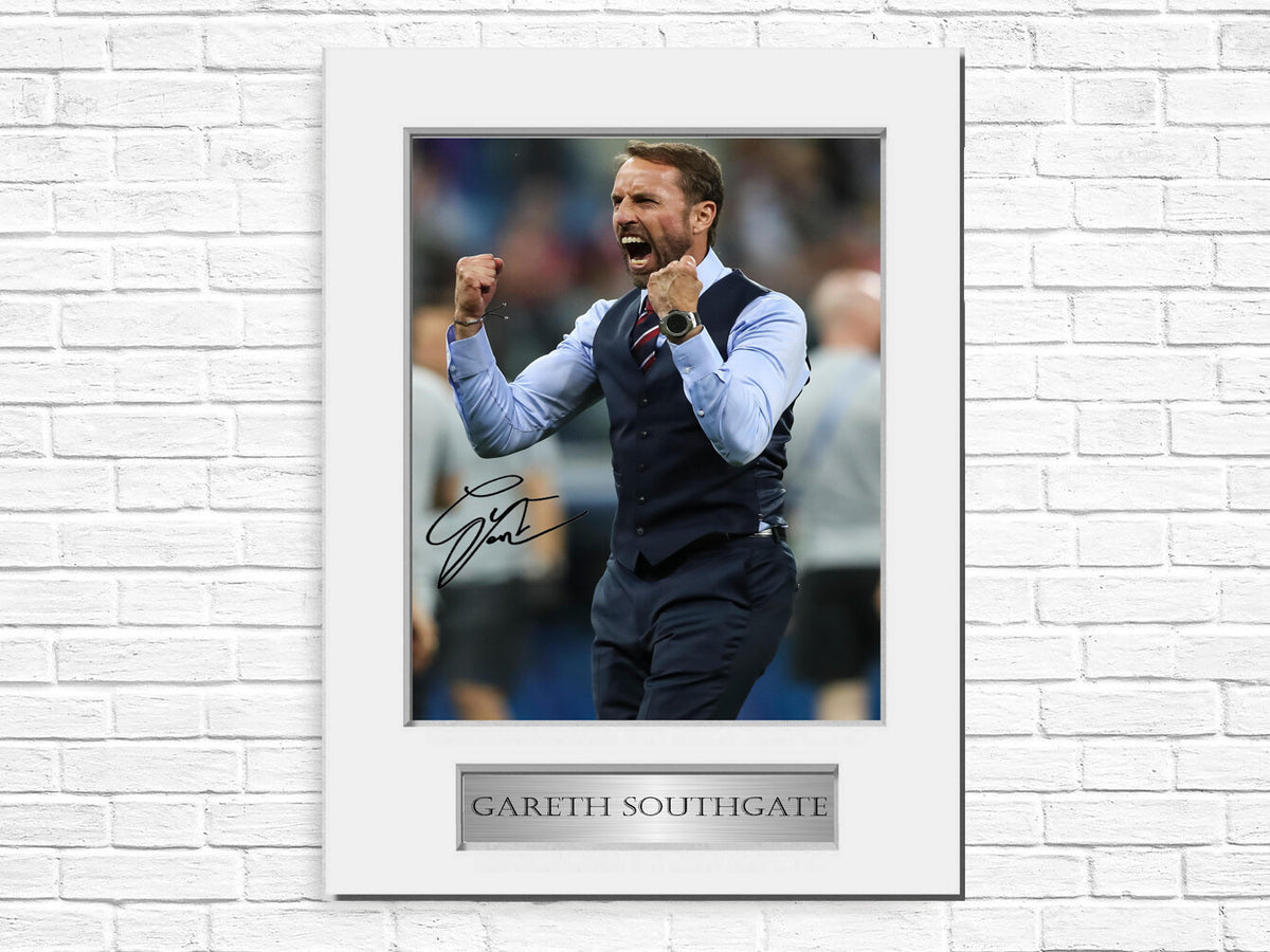 Gareth Southgate England Manager A4 Signed Autograph Photo Display Mount Gift