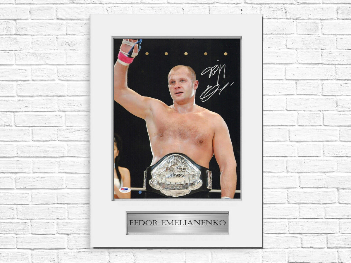 Fedor Emelianenko MMA Pride FC Fighter Signed Autograph Photo Display Mount Gift