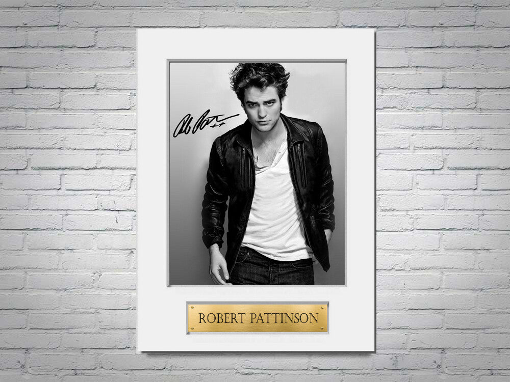 Robert Pattinson A4 Printed Signed Autograph Photo Display Mount Gift