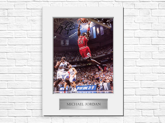 Michael Jordan Basketball Player A4 Signed Autograph Photo Display Mount Gift